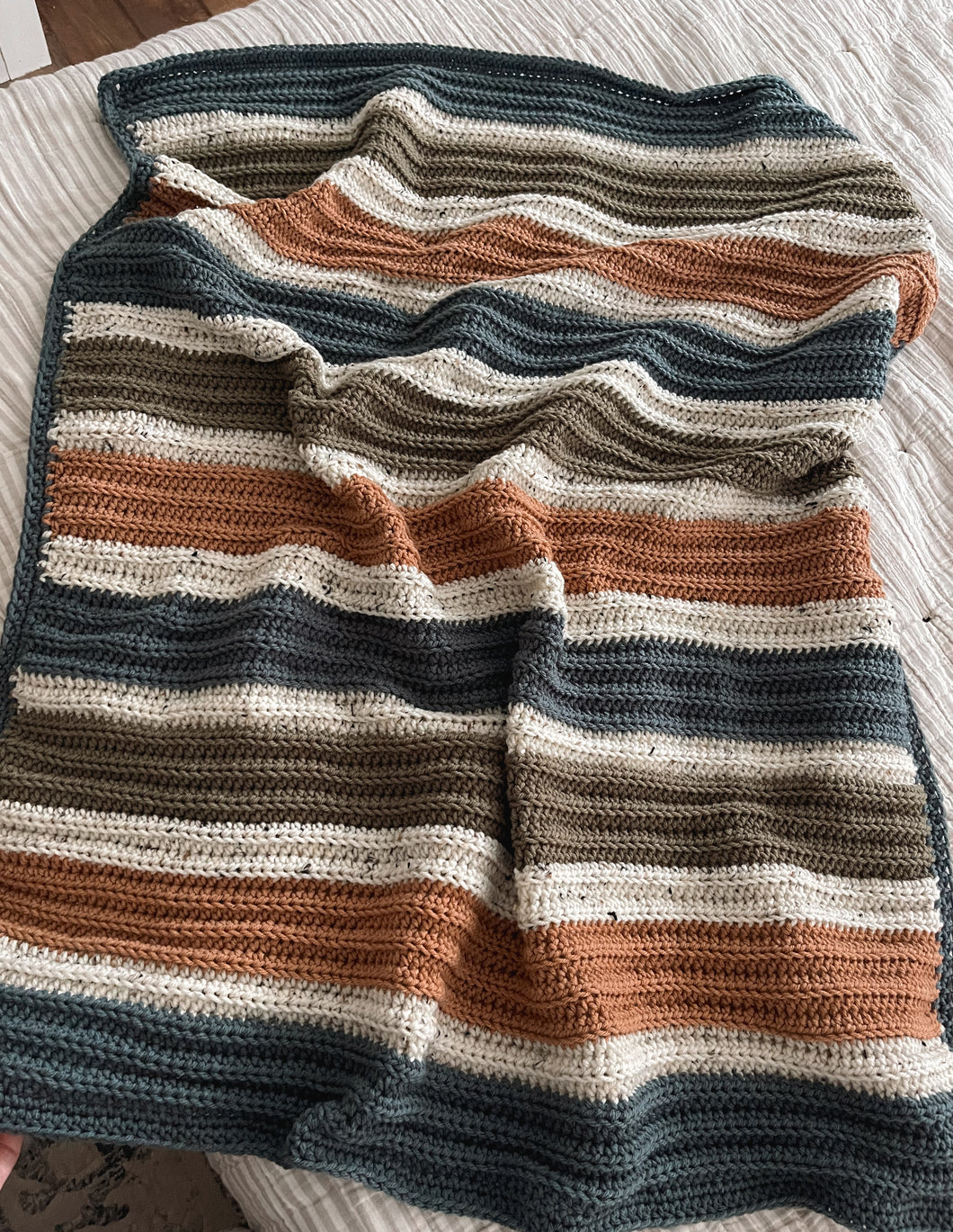 Stripe crochet baby/toddler blanket