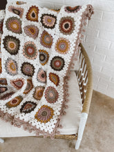 Load image into Gallery viewer, ☀️SIENNA ☀️ Sunburst granny square blanket
