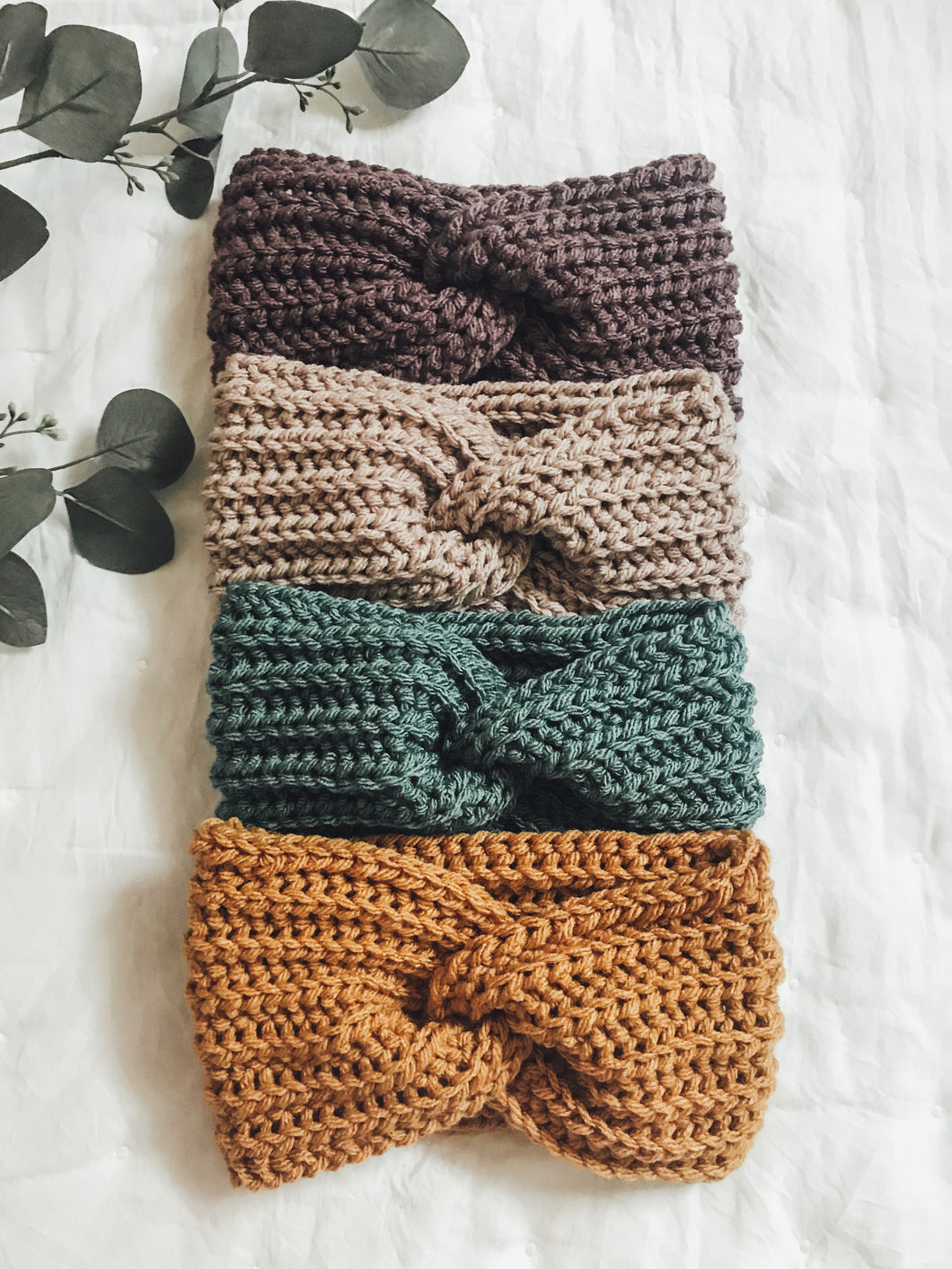 Crochet woman’s ear warmer